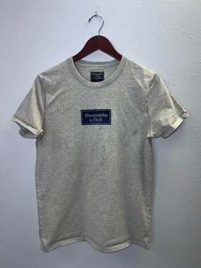 Abercrombie & Fitch Mens T Shirt Small Gray Embroidered Blue Box Logo Crew 0485